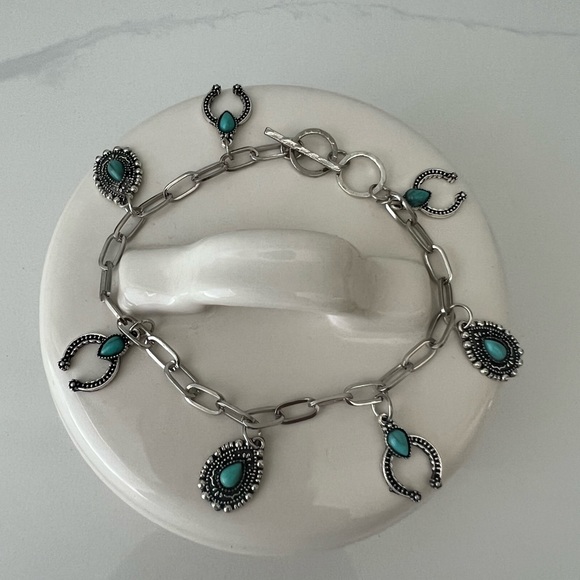 Cute Turquoise Women's Bracelate - Picture 5 of 11